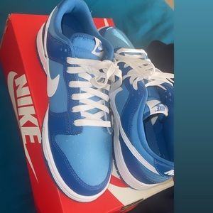 DUNK LOW 'DARK MARINA BLUE' Blue and White Dunk Lows